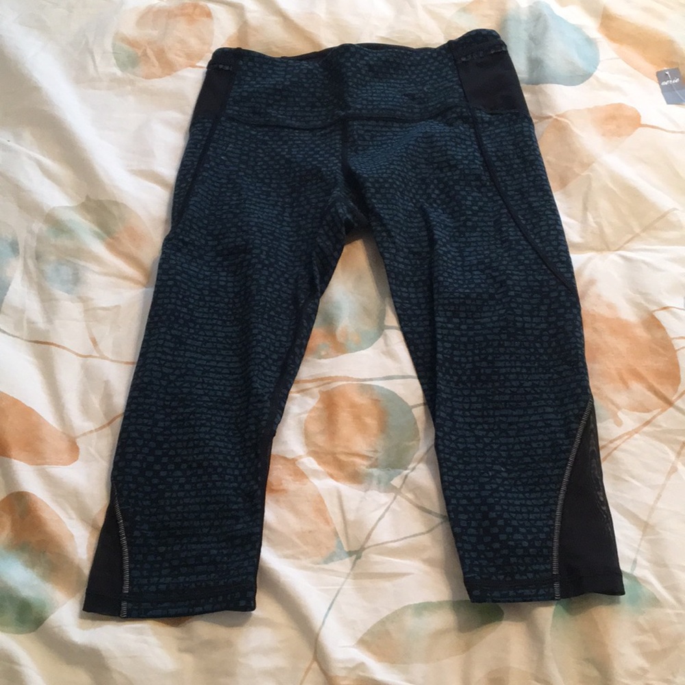 Lululemon Free Runner Crop